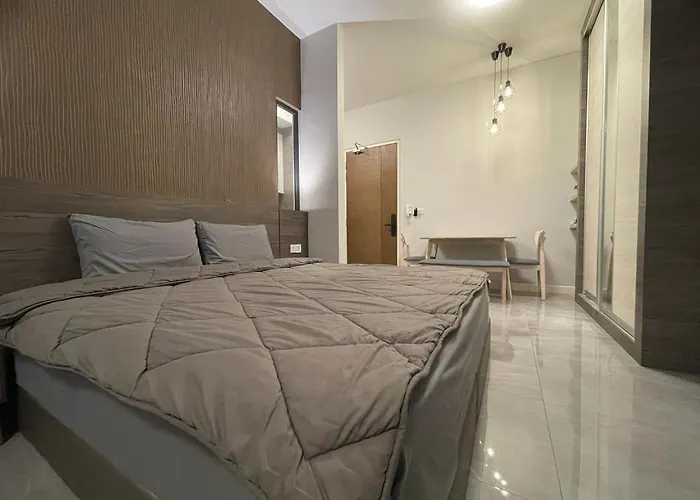 Imperio.Res - Near To Jonker & Mall - Pool View