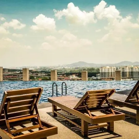 Imperio.Res - Near To Jonker & Mall - Pool View Malacca Exterior photo